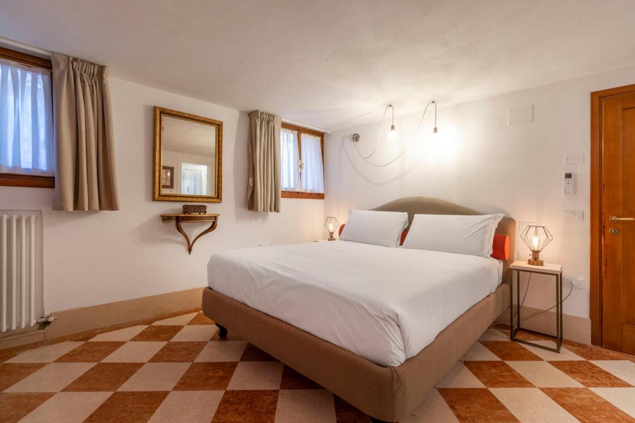 Apartamento San Silvestro House Venecia Exterior foto